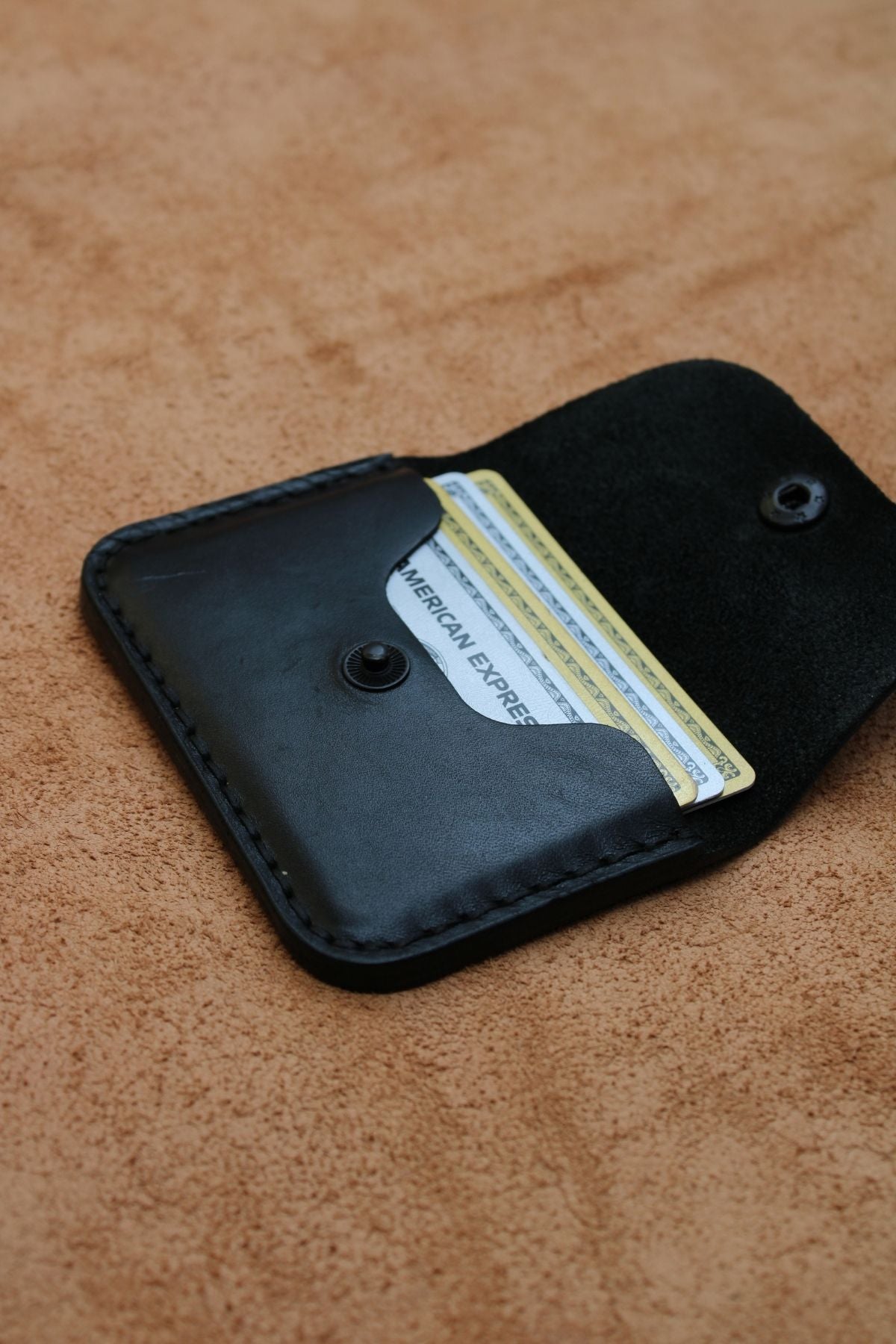 The Classic Black F3 - Full Siyah Deri Koleksiyonu