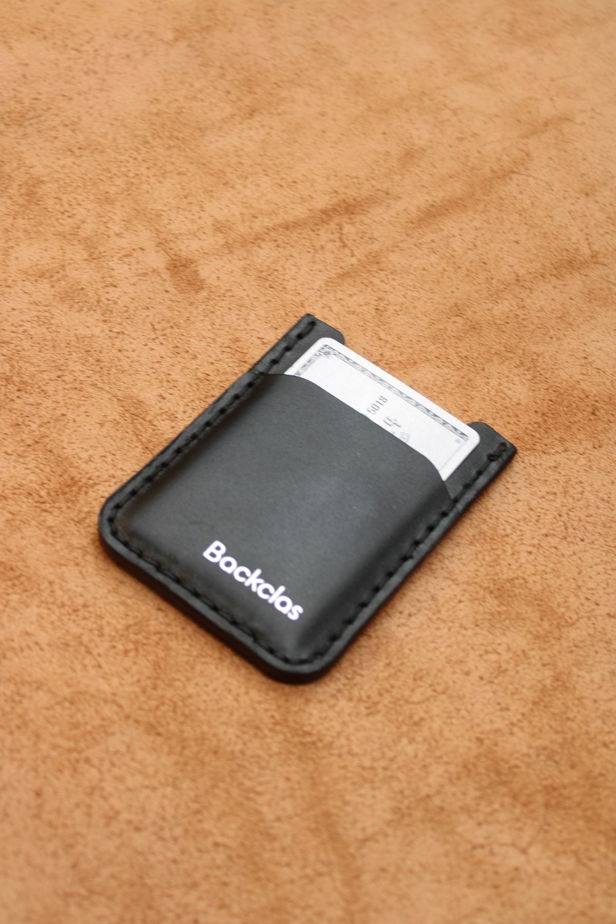 Ultra Minimalist İnce Siyah Dikey Kartlık - 3 Kart Yuvası