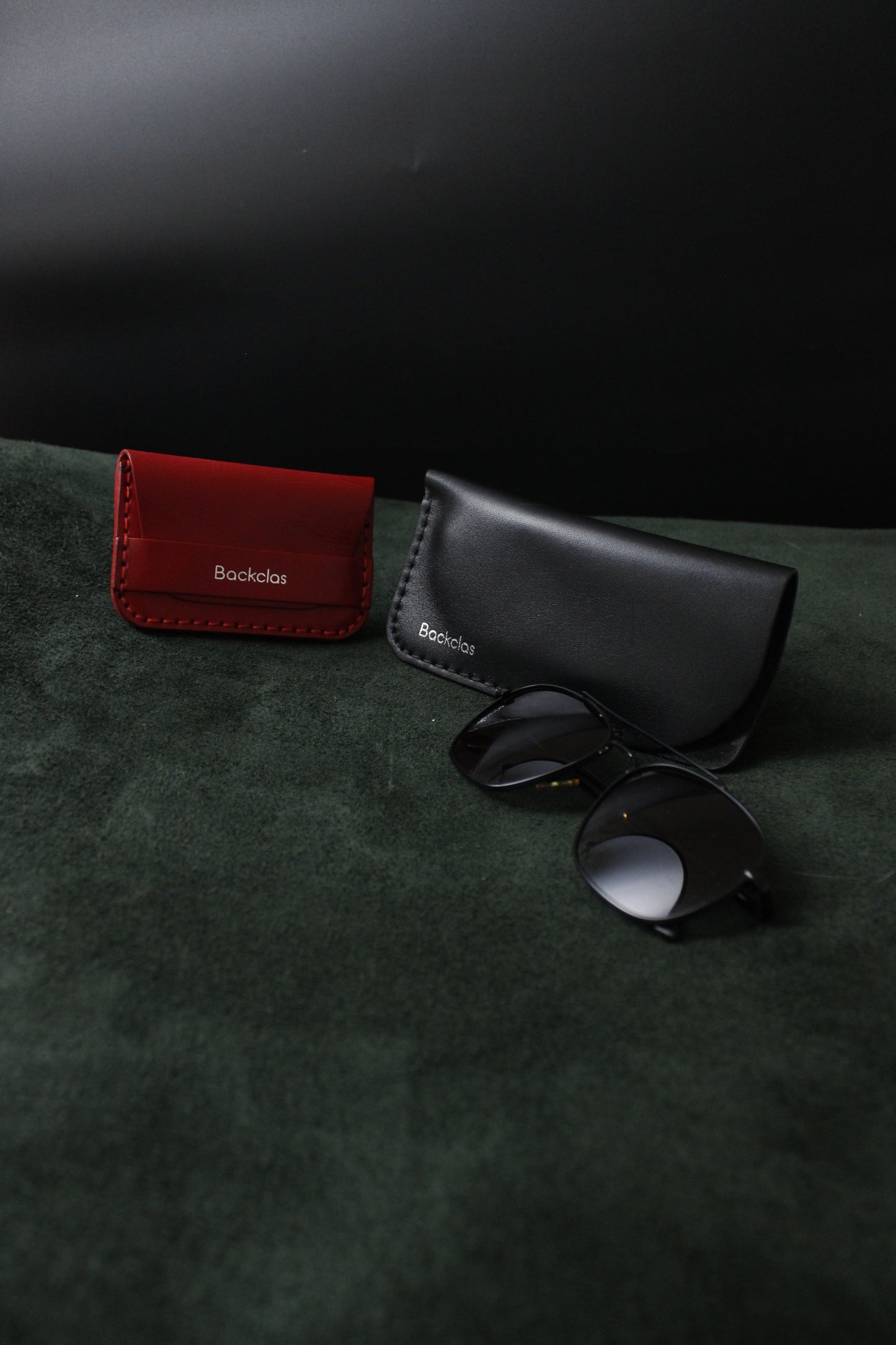 Kırmızı & Siyah İkili Set - Çarpıcı Zarafet